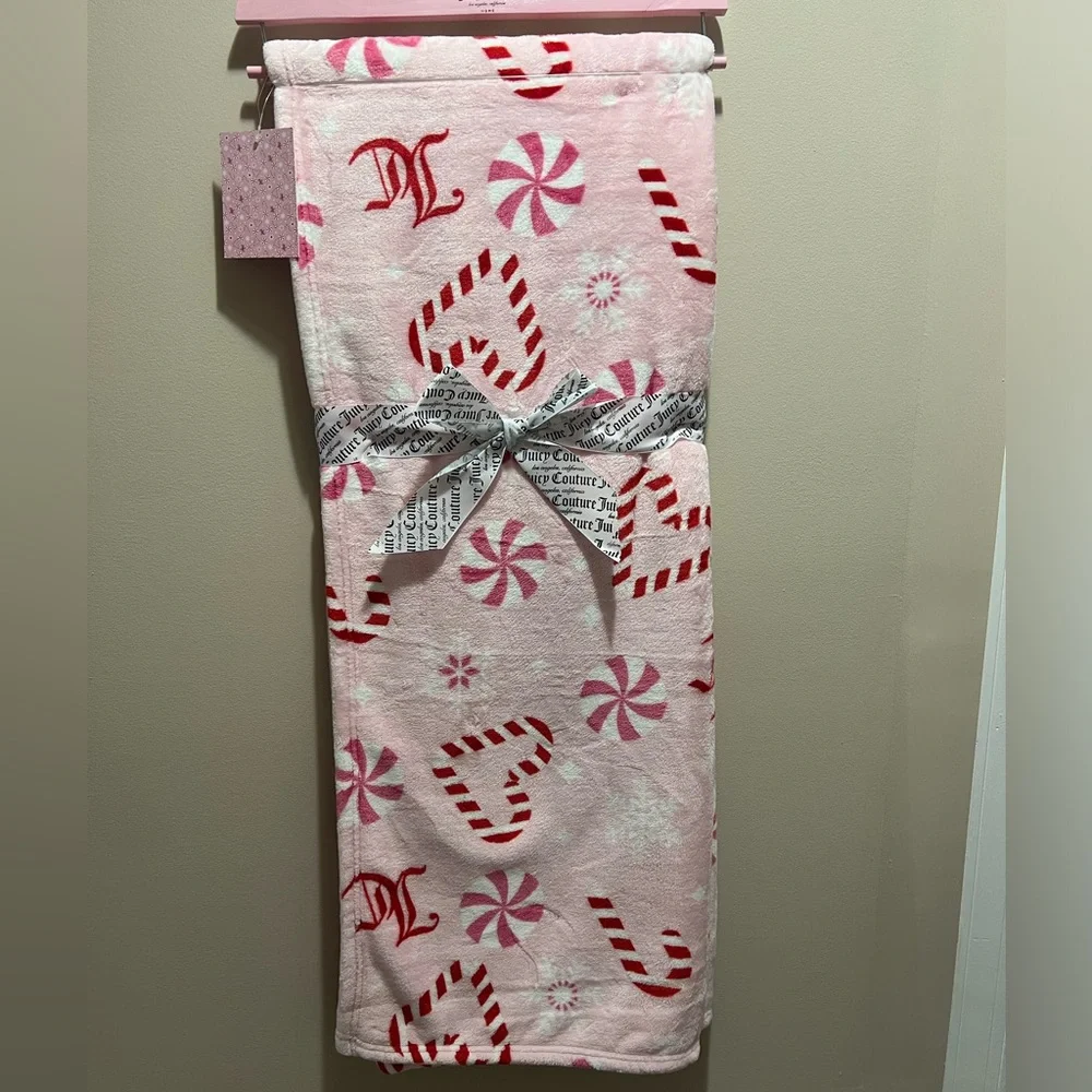 Juicy‎ couture Christmas throw blanket